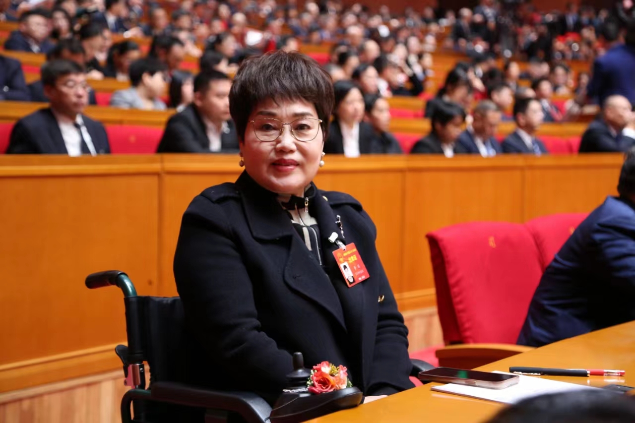 李麗代表：提升無障礙環(huán)境，讓服務(wù)更具溫度