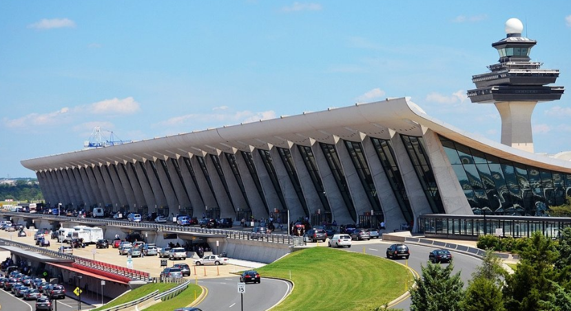 中國(guó)駐美大使館：提醒赴美中國(guó)留學(xué)生謹(jǐn)慎選擇從華盛頓杜勒斯國(guó)際機(jī)場(chǎng)入境