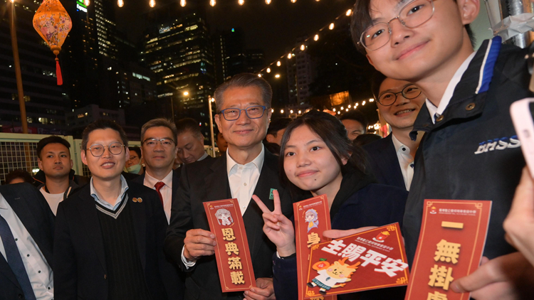 陳茂波：冀社會(huì)各界全情投入 將地區(qū)墟市及國(guó)際盛事辦成功