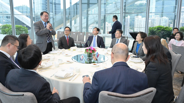 共創(chuàng)明「Teen」計(jì)劃第二期獲逾200企業(yè)及機(jī)構(gòu)支持