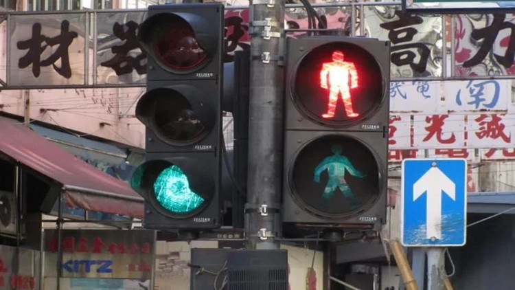 港俾你聽｜在香港過馬路，這些細(xì)節(jié)睇真啲