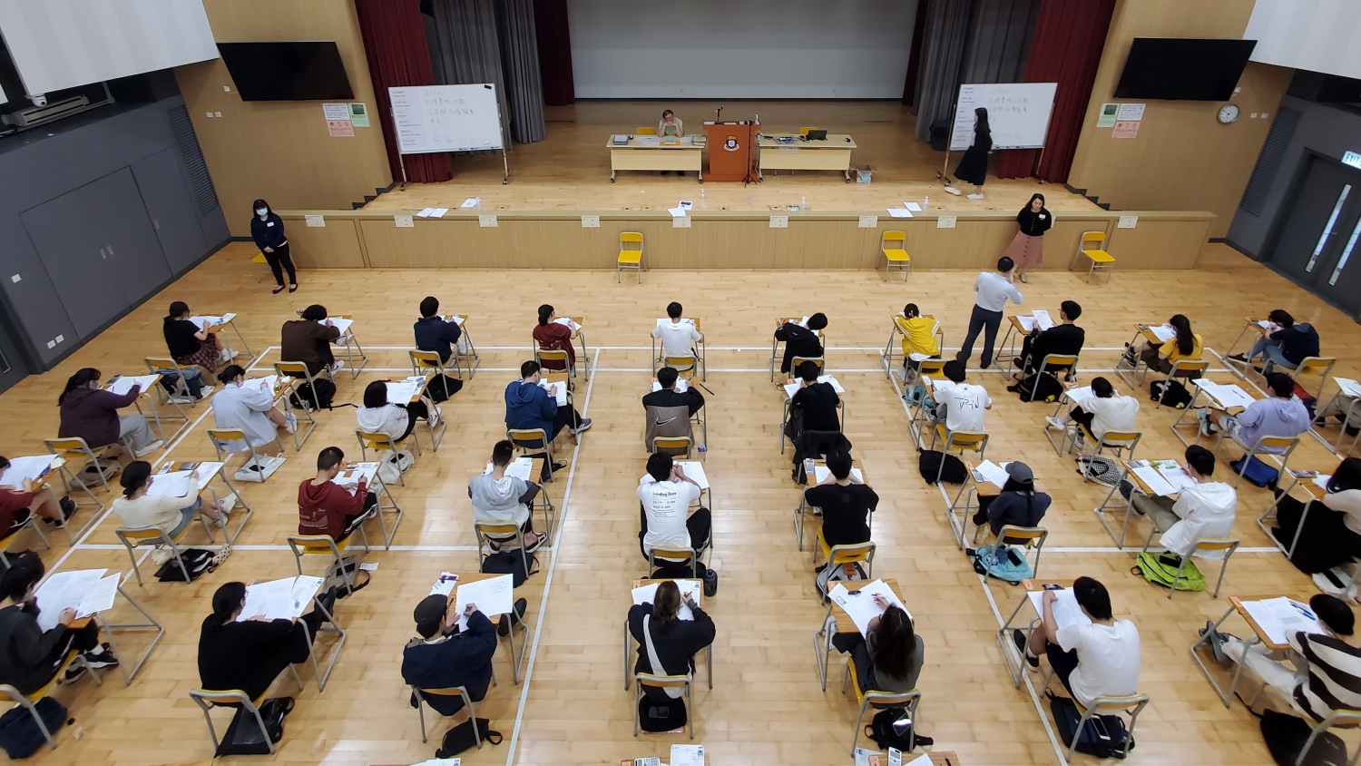 容永祺：「報到易」簡單易用 考評局會全力監(jiān)察確?？忌樌孕泻灥? title=