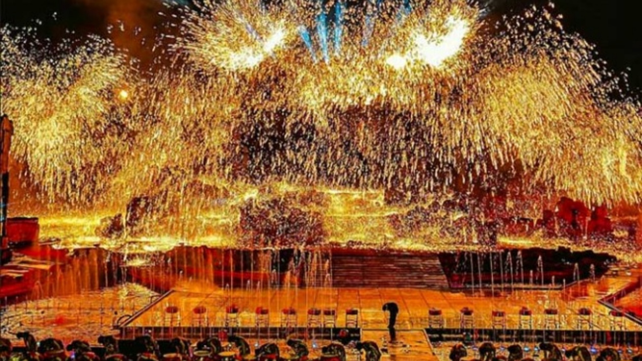 山西晉城司徒小鎮(zhèn)打鐵花吉尼斯世界紀(jì)錄申報成功