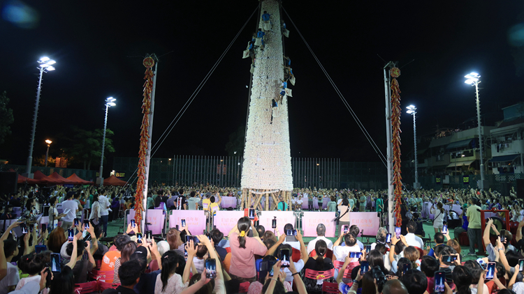 長洲搶包山?jīng)Q賽5·16零時舉行 12名選手施展渾身解數(shù)爭奪獎項