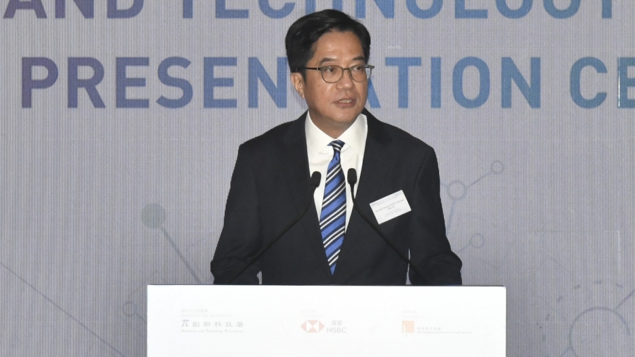 25位大學(xué)精英獲頒創(chuàng)新科技獎(jiǎng)學(xué)金 黃偉綸：香港有黃金機(jī)會(huì)成為國(guó)際創(chuàng)新科技中心