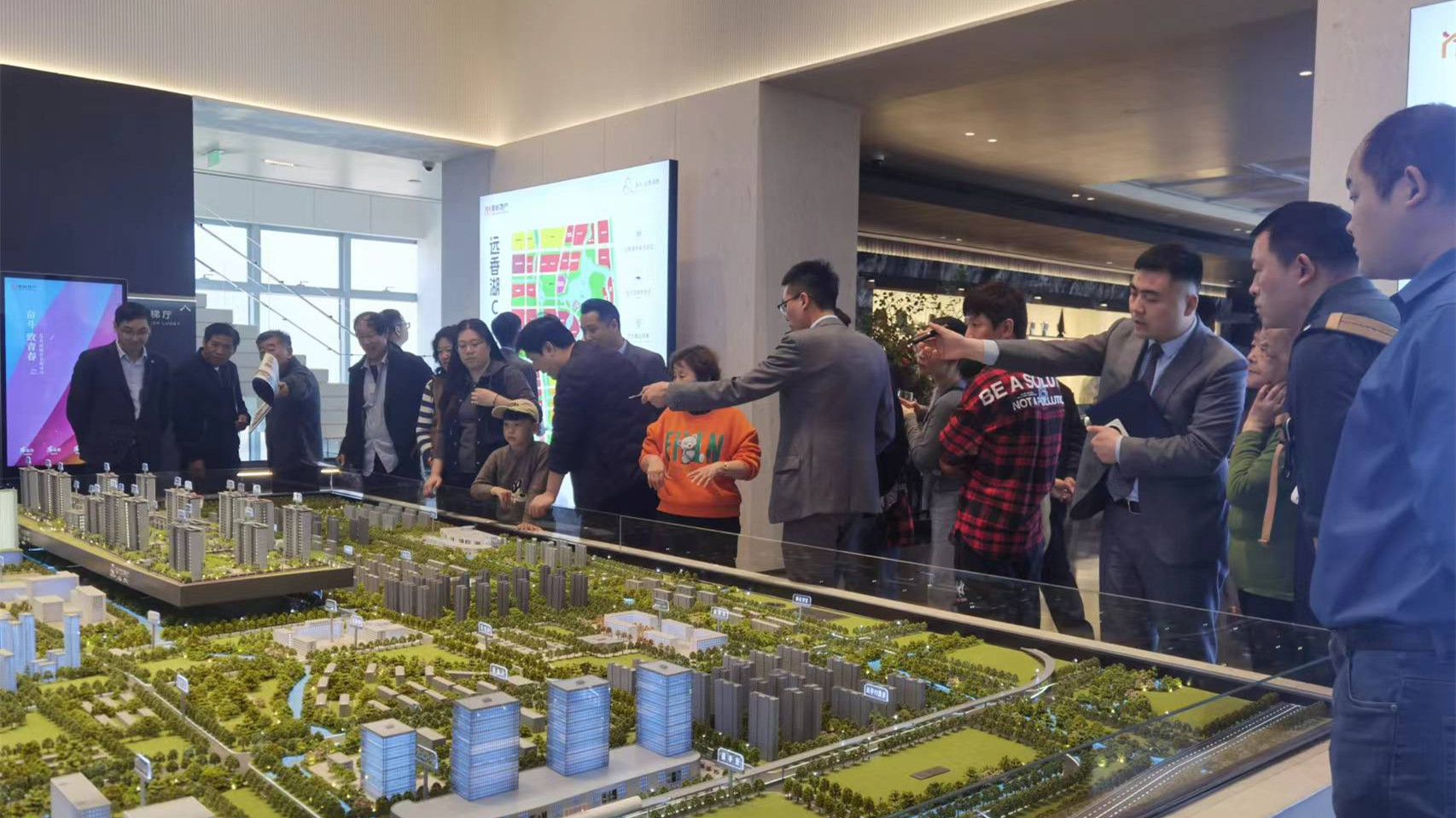 【財經(jīng)快評】內(nèi)地樓市去庫存不能剃頭挑子一頭熱