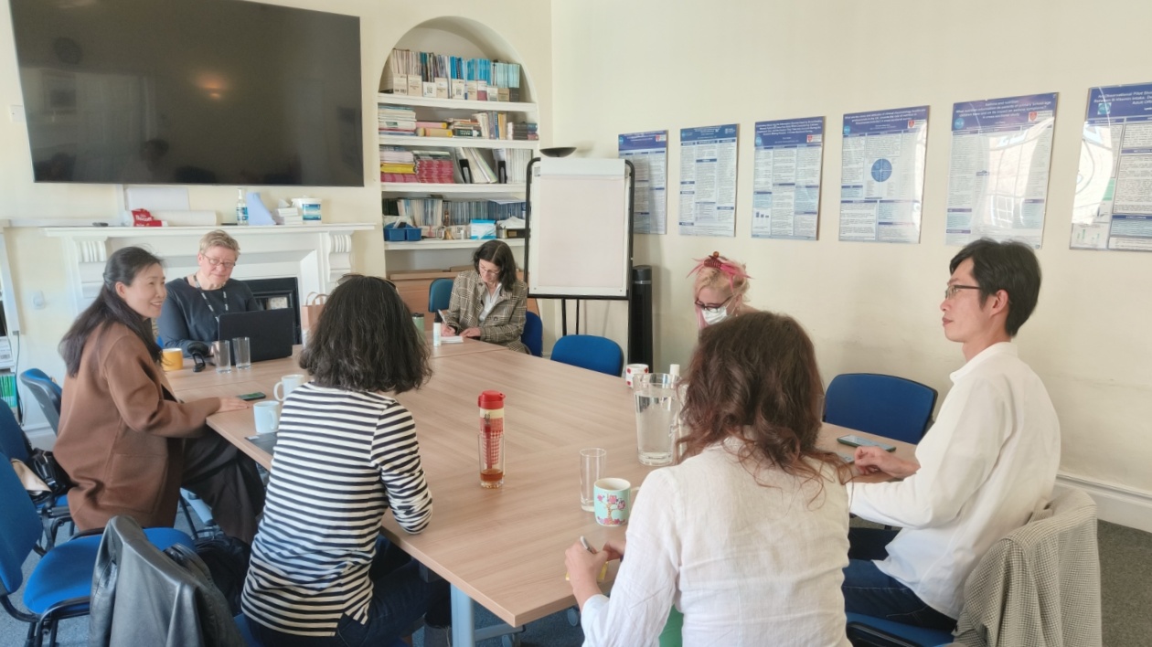 【醫(yī)耀華夏】中醫(yī)藥走向世界 杭州師範大學李力教授訪英進行學術(shù)交流