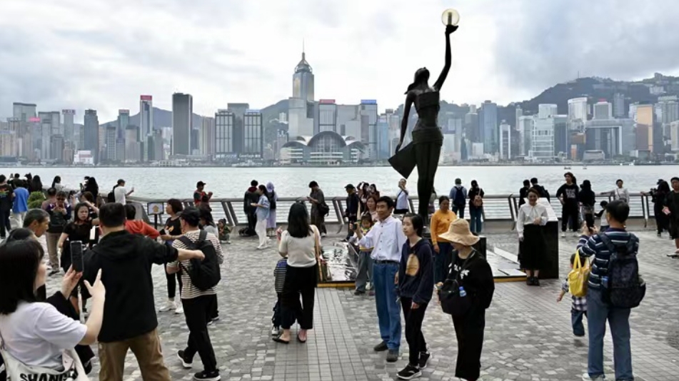 【大行報(bào)告】大摩：內(nèi)地提高免稅額將提振內(nèi)地客消費(fèi)意欲 九倉(cāng)置業(yè)、希慎及領(lǐng)展料受惠