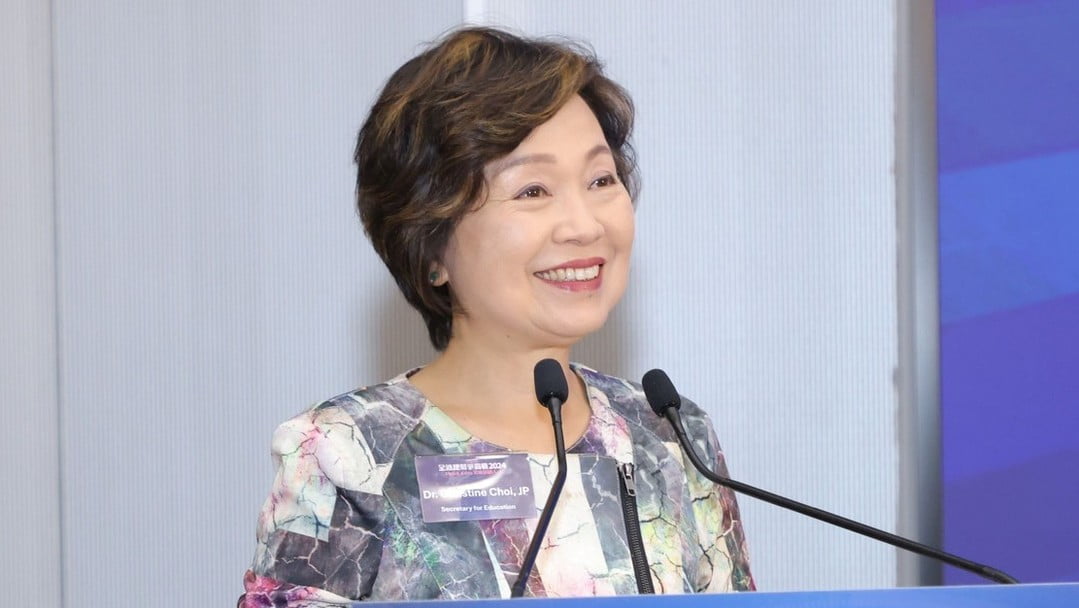 蔡若蓮聯(lián)同14名立法會(huì)議員12日起訪問(wèn)上海3日