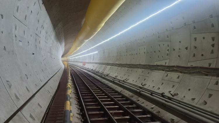 廣花城際最長(zhǎng)區(qū)間貫通全線盾構(gòu)始發(fā)近半