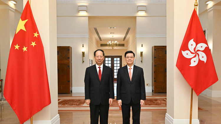 李家超與中央統(tǒng)戰(zhàn)部部長石泰峰會(huì)面 雙方就共同關(guān)心議題交換意見