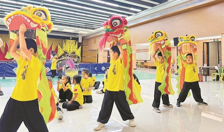 深圳公益夏令營(yíng) 擴(kuò)大非遺「朋友圈」