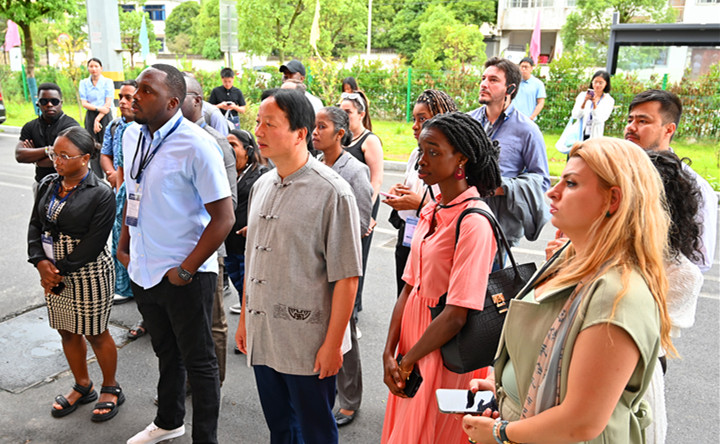 皖祁門(mén)：「國(guó)際生」遇見(jiàn)「祁門(mén)紅」