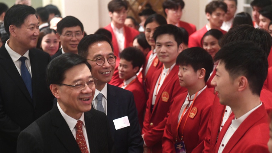 【商報(bào)時(shí)評(píng)】歡聚獅子山下 共享奧運(yùn)榮光