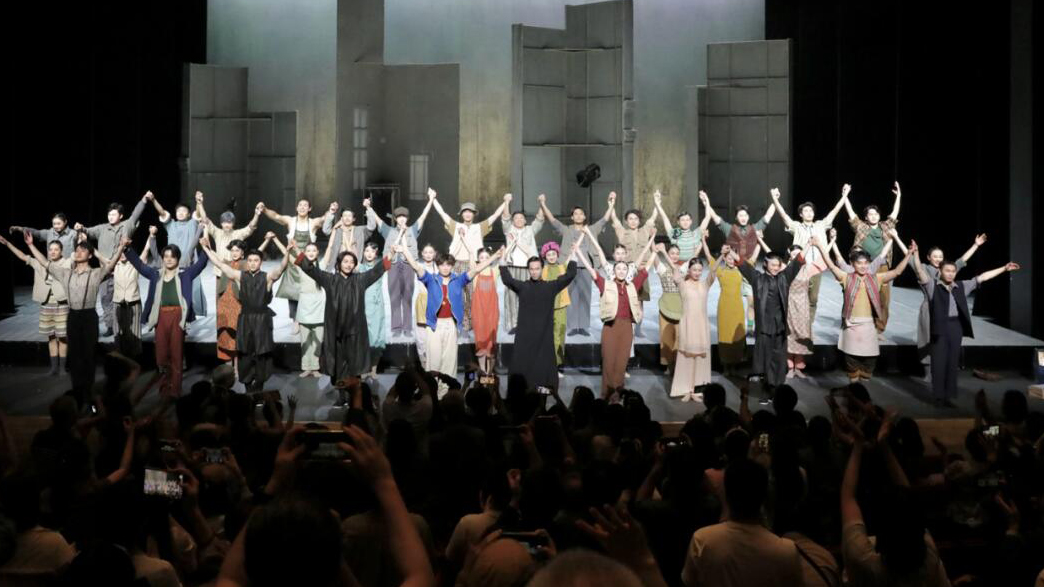 兩場(chǎng)演出均爆棚 觀眾連呼「太精彩」！澳門「洋粉絲」熱捧深圳原創(chuàng)舞劇《詠春》