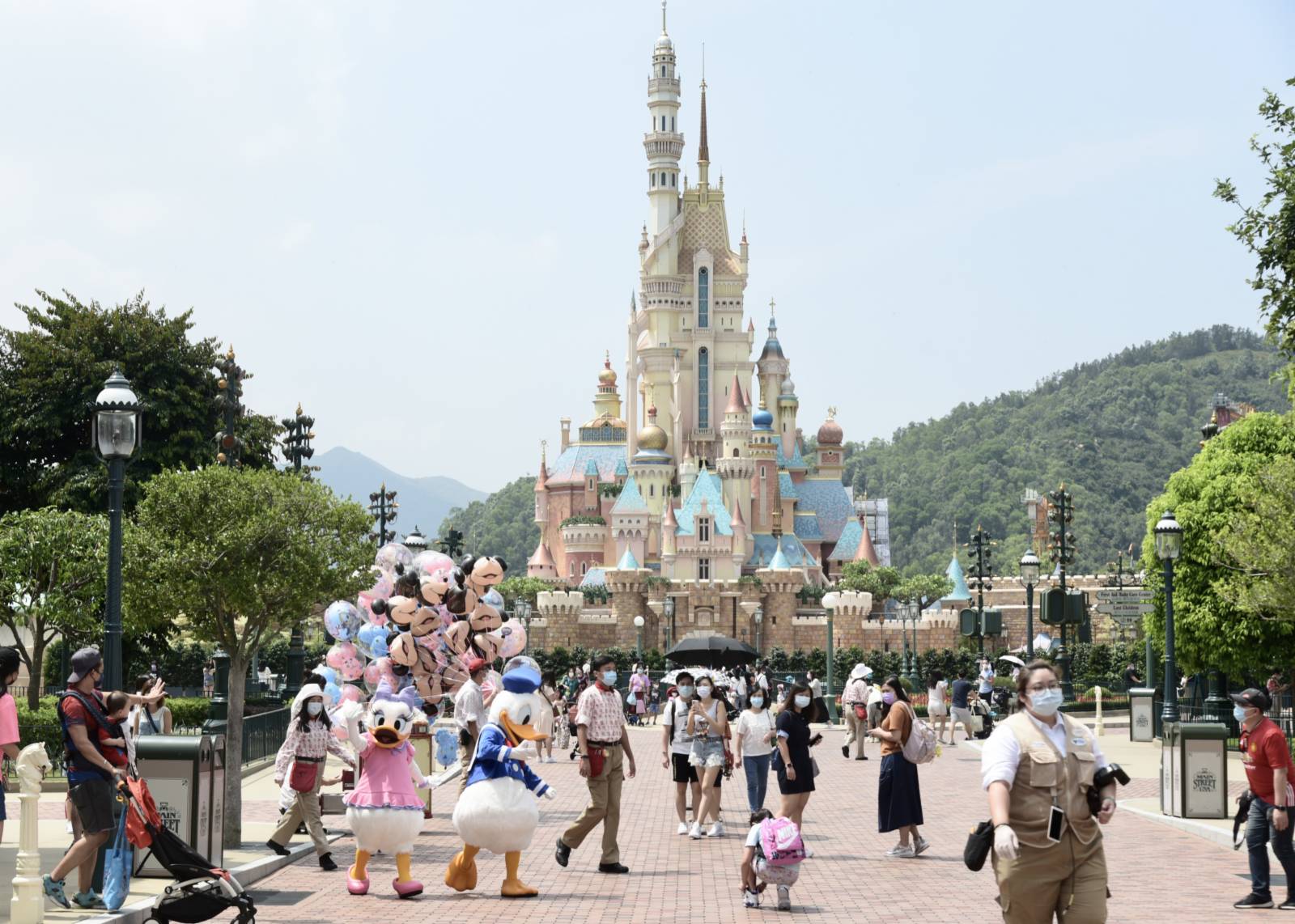 香港迪士尼樂園：度假區(qū)三間酒店國慶訂房率預訂率八成