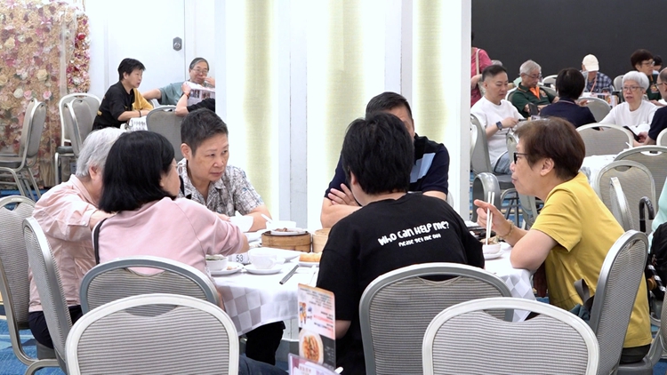 餐飲業(yè)界：冀國慶多項(xiàng)活動(dòng)帶動(dòng)消費(fèi)氣氛 最重要吸引市民留港消費(fèi)