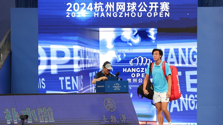 新星崛起勢(shì)不可擋！年輕港將黃澤林成功晉級(jí)杭州網(wǎng)球公開(kāi)賽正賽