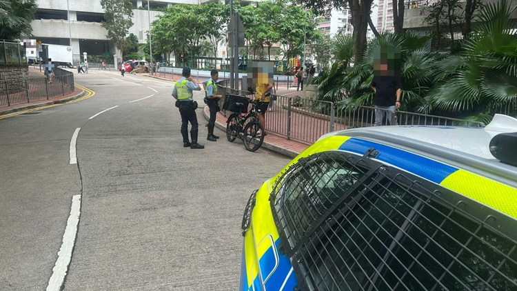 警方港島打擊非法駕駛電動(dòng)單車 拘捕6人
