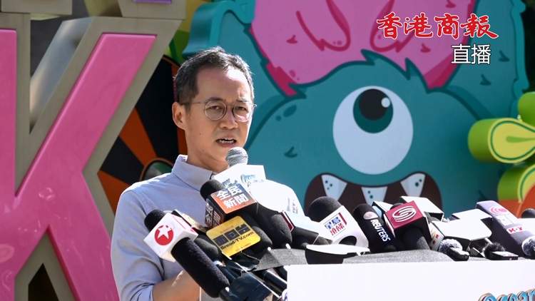 直播｜大熊貓「安安」「可可」抵港 海洋公園代表見(jiàn)傳媒