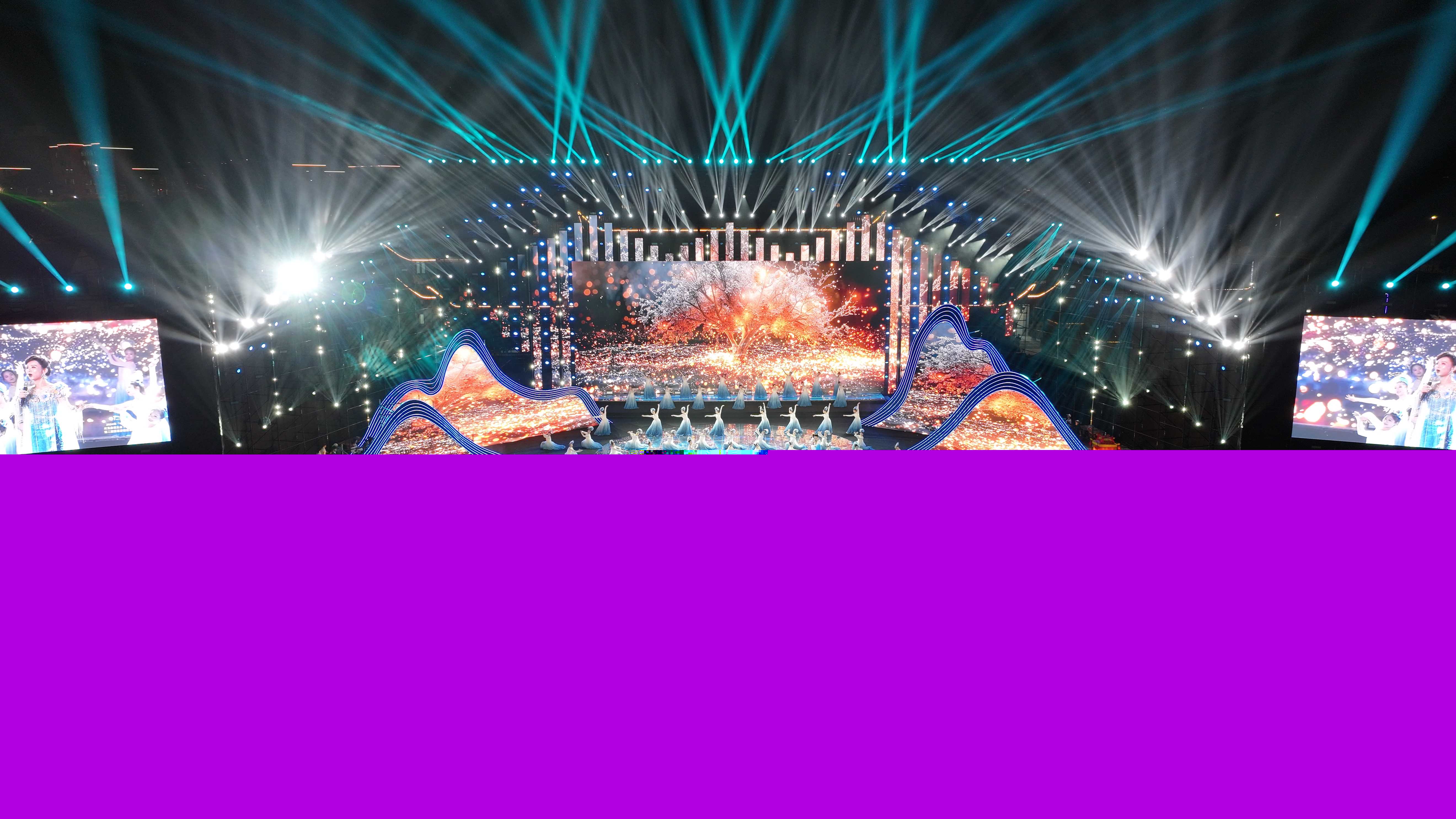 「歌裏畫裏 桑植等你」第二屆張家界旅遊發(fā)展大會在桑植開幕