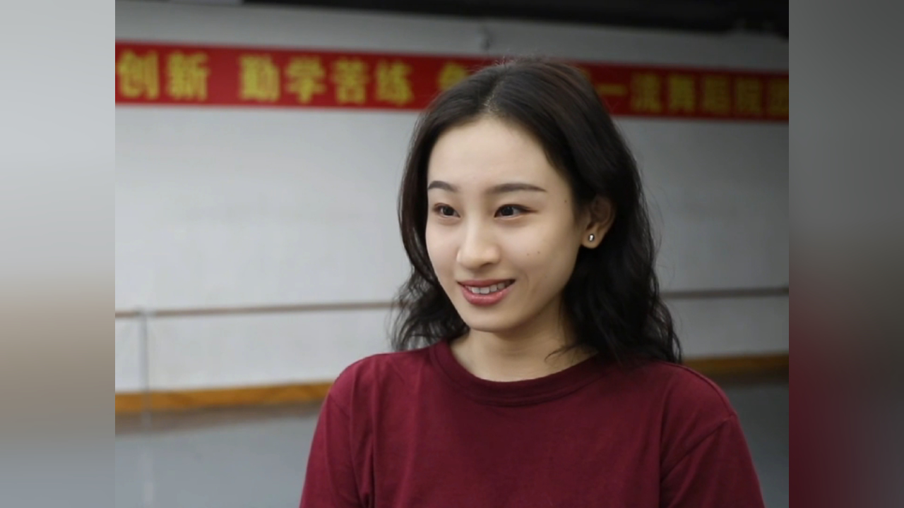 有片丨《詠春》永成飾演者許天慧：從i人變成e人，每場表演都需要強大的情緒內(nèi)核