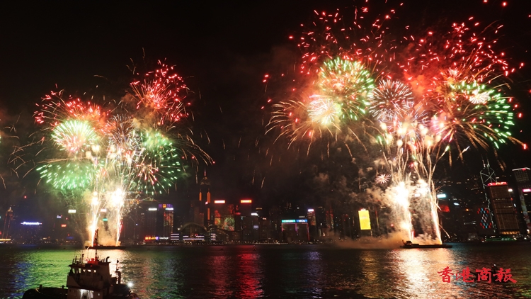 圖集 | 維港國(guó)慶煙花匯演