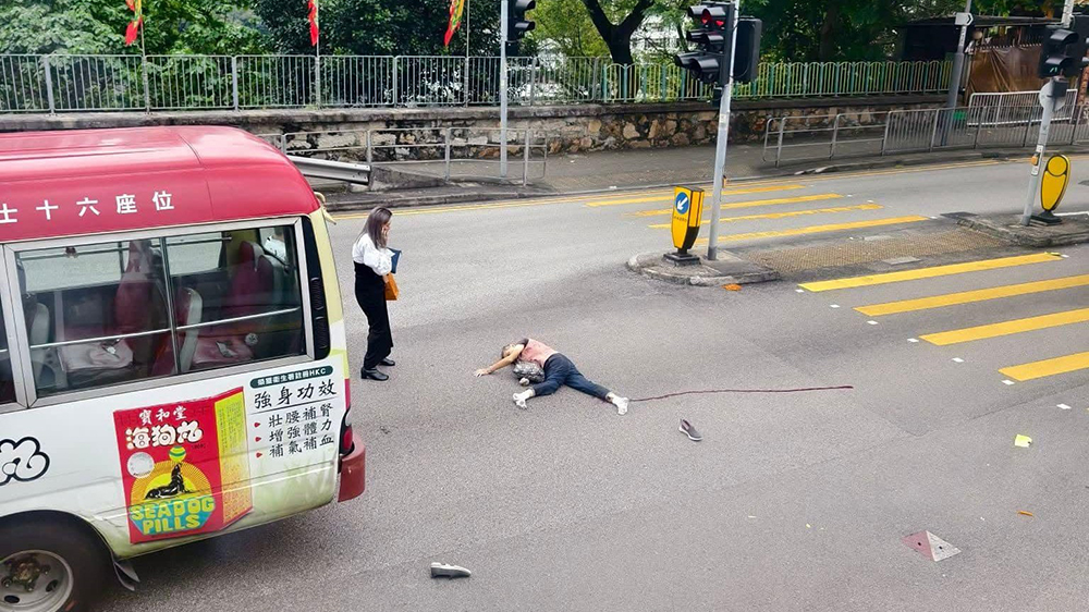 秀茂坪小巴撞過路婦 司機(jī)涉酒駕被捕