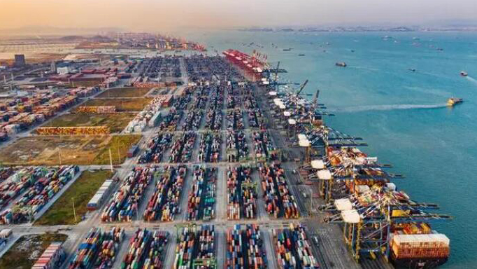 海關(guān)總署：前三季度進(jìn)出口總值首破32萬億元 各季度均超10萬億