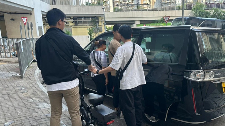 警方大嶼山打擊非法使用電動單車等 拘捕4人