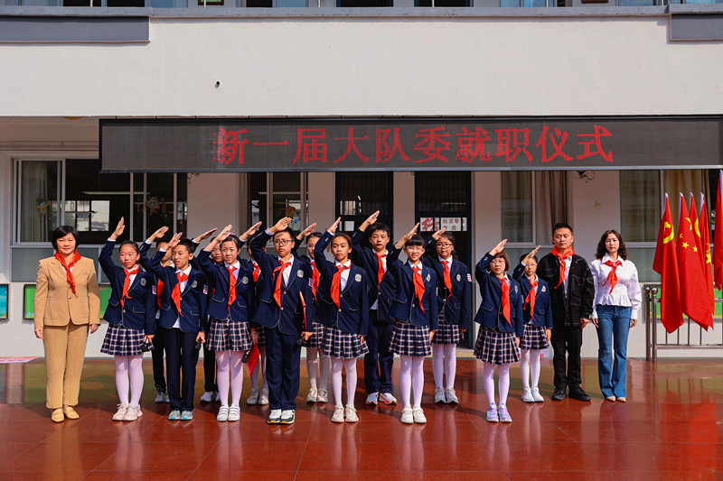 增強思政引領(lǐng)力 皖屯溪長干小學(xué)守正創(chuàng)新育人育心