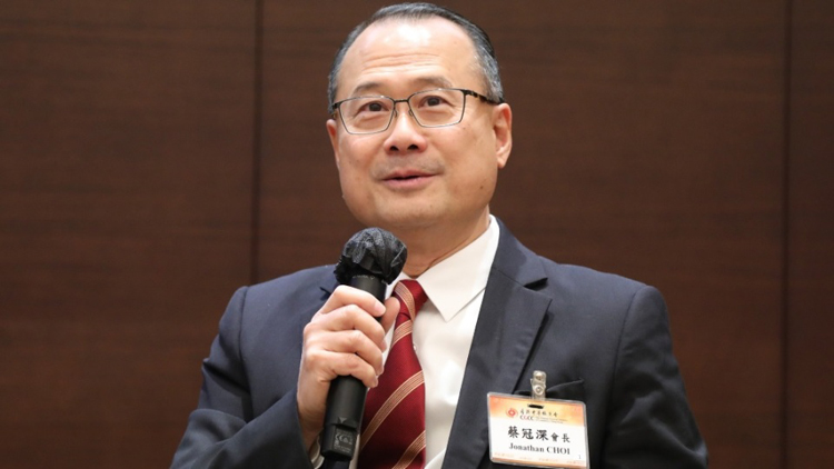 施政報(bào)告2024｜全國(guó)政協(xié)常委、香港中華總商會(huì)會(huì)長(zhǎng)蔡冠深博士回應(yīng)施政報(bào)告 