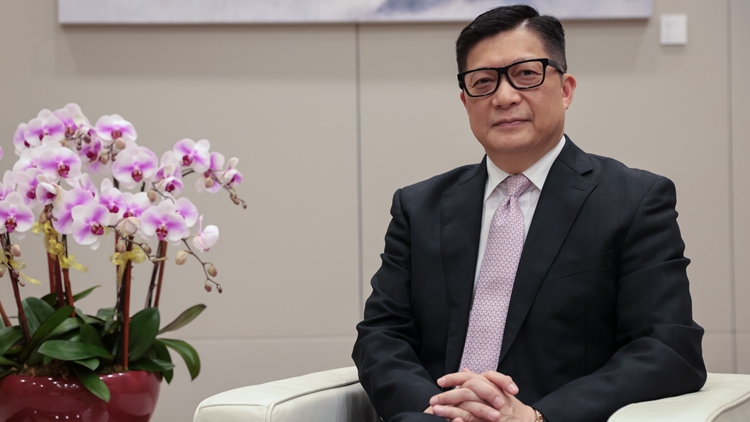 鄧炳強(qiáng)：明年上半年推出指引 說(shuō)明公職人員履職時(shí)如何恪守國(guó)安條例