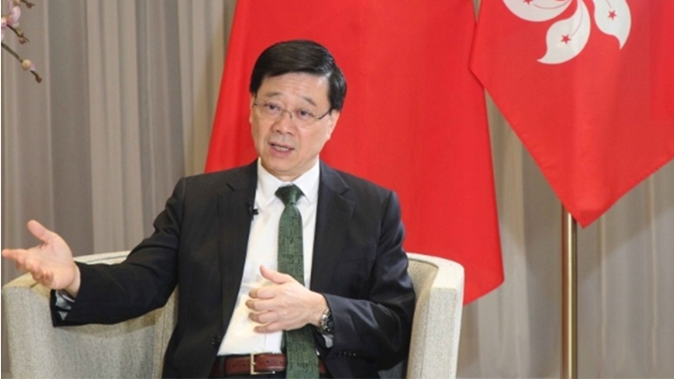 李家超：香港發(fā)展新質(zhì)生產(chǎn)力以創(chuàng)新和高質(zhì)量為主