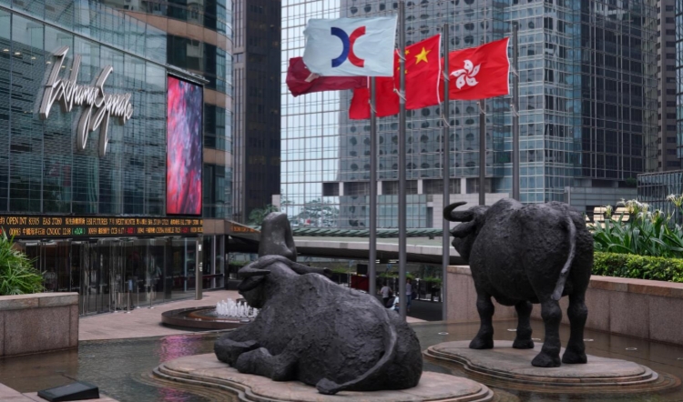 【開(kāi)市盤(pán)點(diǎn)】恒指低開(kāi)0.89% 地平線(xiàn)機(jī)器人上市首日開(kāi)漲28%