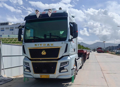 動(dòng)力充沛 高效創(chuàng)盈 用戶堅(jiān)定選擇中國(guó)重汽汕德卡