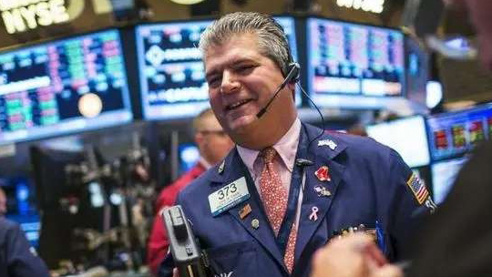 11月收官日美股收漲 道指標普續(xù)創(chuàng)新高