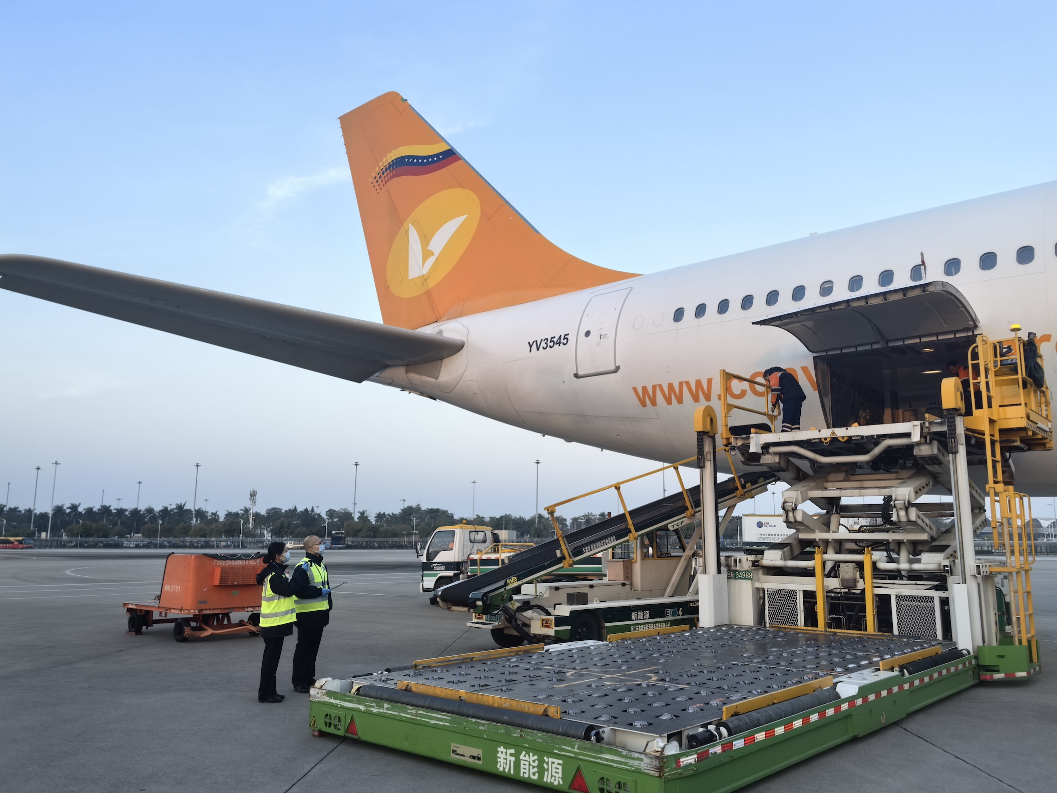 創(chuàng)歷史新高  前11月廣州市外貿(mào)進(jìn)出口總值破萬(wàn)億