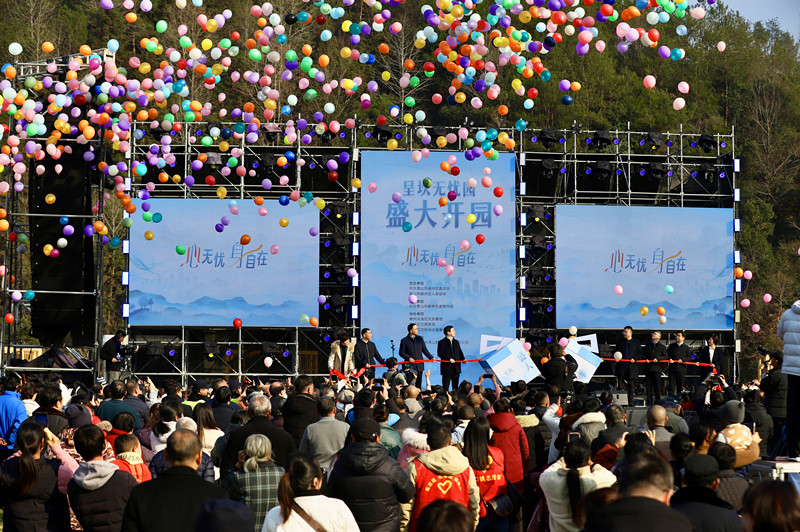 「服務(wù)區(qū)」變身「微景區(qū)」  徽州呈坎無(wú)憂園揭開面紗