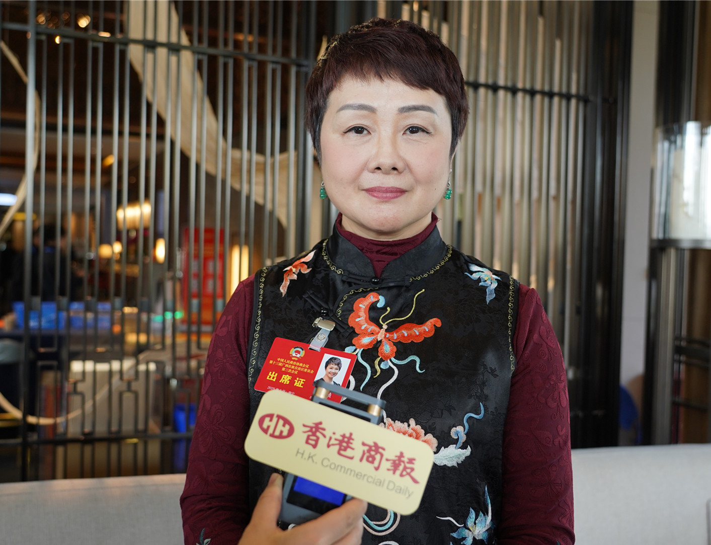 【港澳委員建言廣西發(fā)展】胡玉貞：推動(dòng)桂港文化交流延伸至經(jīng)濟(jì)產(chǎn)業(yè)合作