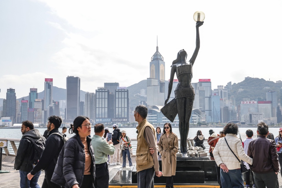 寒冷天氣警告生效 天文臺(tái)籲長(zhǎng)者及戶外活動(dòng)市民注意保暖