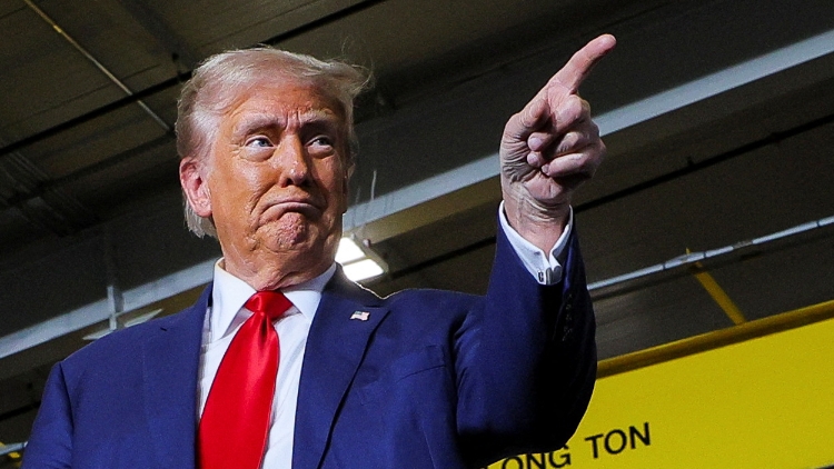 美法官裁定特朗普政府暫時(shí)獲準(zhǔn)繼續(xù)「大裁員」