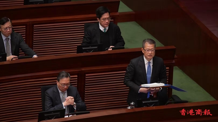 財(cái)政預(yù)算案｜已預(yù)留10億元成立香港人工智能研發(fā)院 今年首辦國際機(jī)器人大會