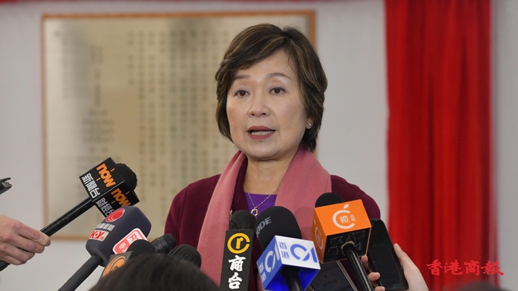 蔡若蓮解釋停發(fā)學(xué)生津貼理由  彈性處理有需求家庭