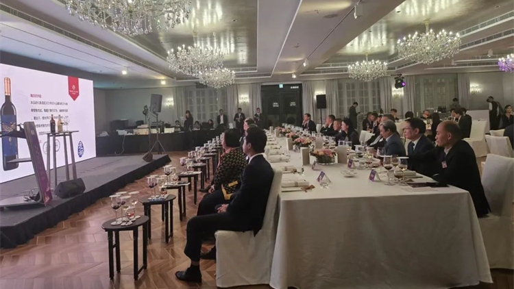 煙臺(tái)葡萄酒產(chǎn)區(qū)（香港）推介活動(dòng)成功舉辦