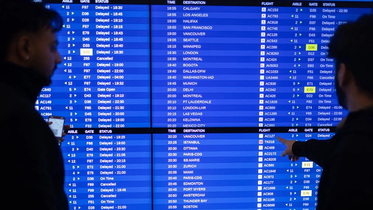 美媒：特朗普政府正考慮對(duì)43國(guó)實(shí)施簽證限制