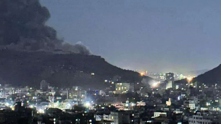 胡塞武裝襲擊美國航母