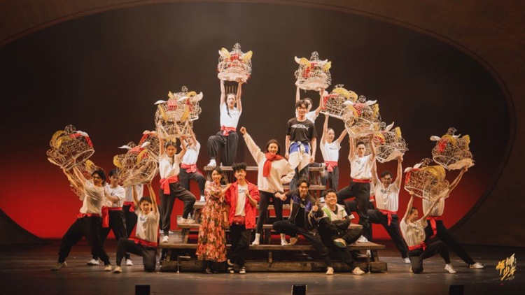 英雄花開時(shí) 大灣區(qū)音樂(lè)劇《雄獅少年》再起舞