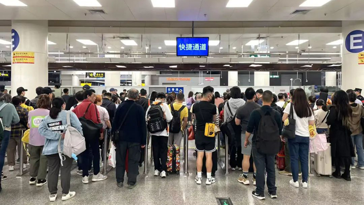 23.08萬人次！福田口岸單日通關(guān)客流量創(chuàng)今年以來新高