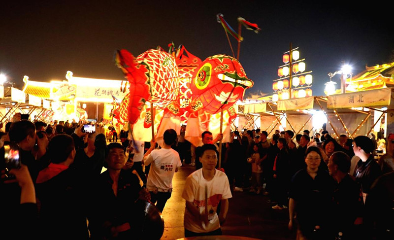 皖歙縣：版權(quán)賦能民間文藝 魚(yú)燈點(diǎn)亮鄉(xiāng)村旅遊